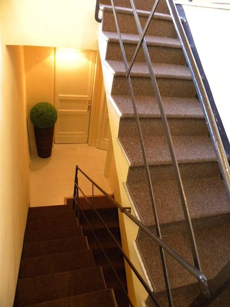B&B Residenza Umberto Catane Couette-café